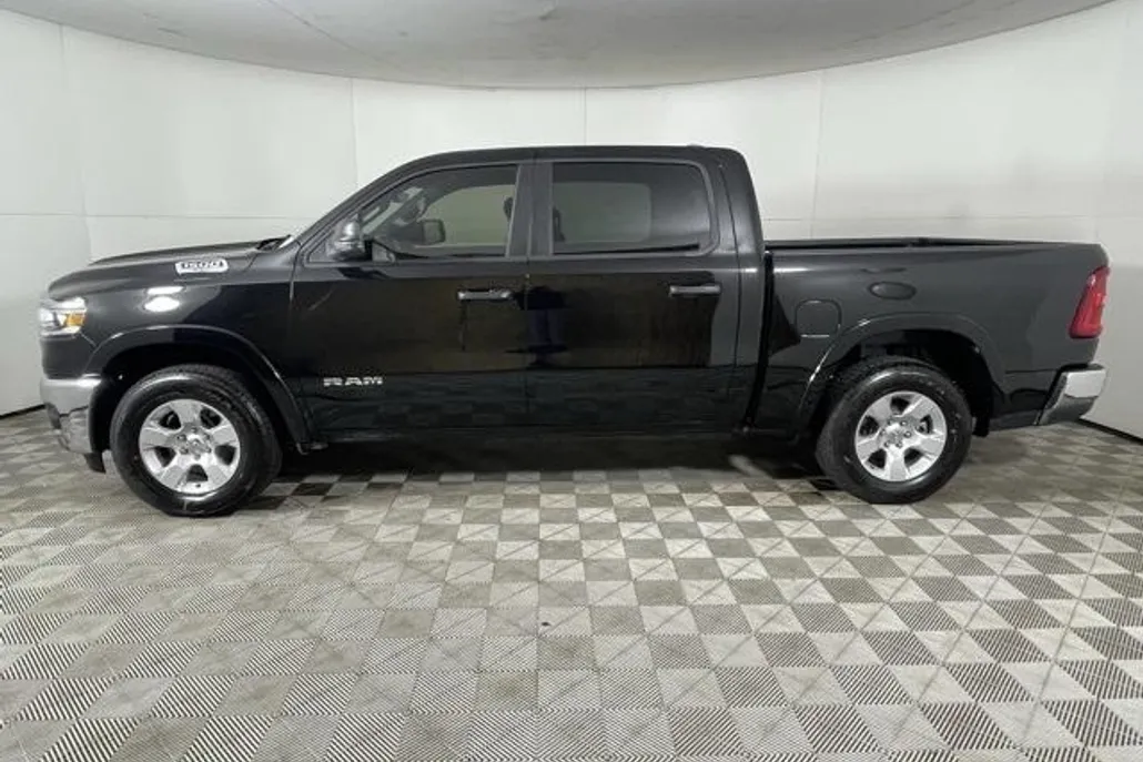 2025 Ram 1500 Big Horn photo 1