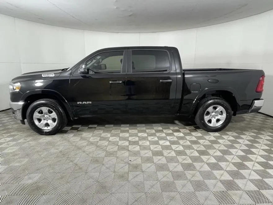 2025 Ram 1500 Big Horn photo 1