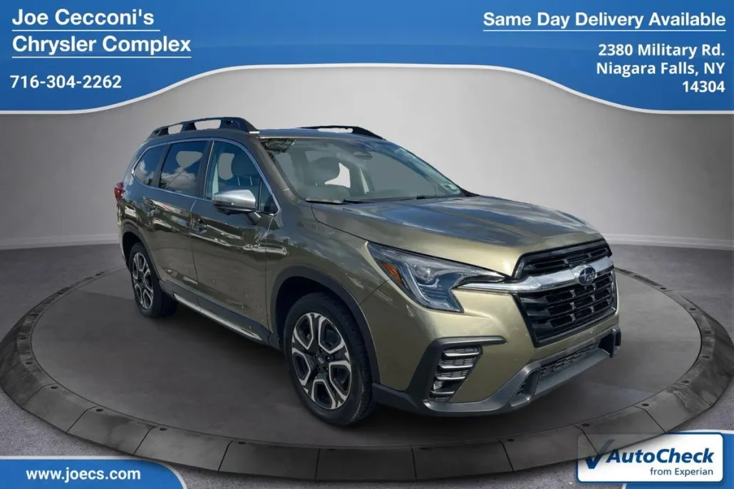 2023 Subaru Ascent Limited photo 1