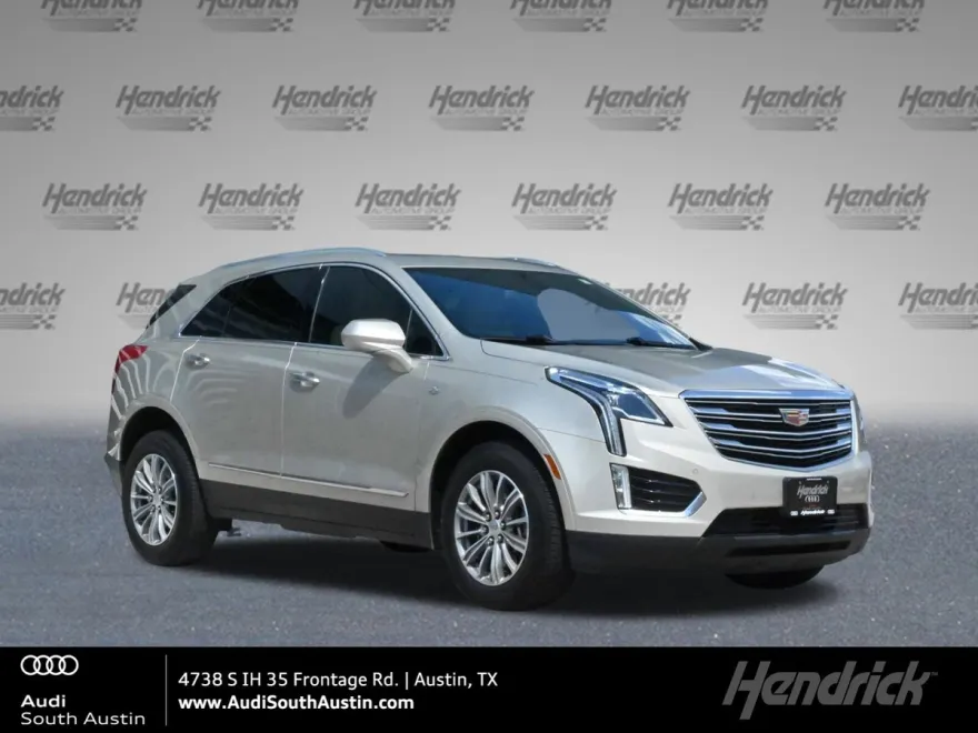 2017 Cadillac XT5 Luxury photo 1