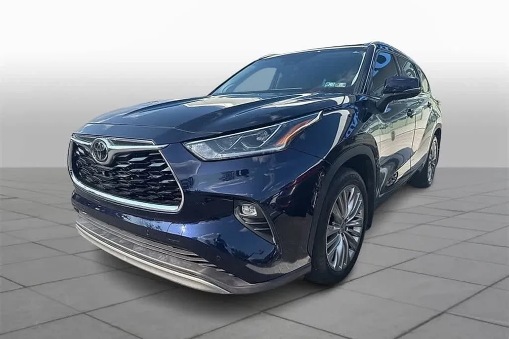 2021 Toyota Highlander Platinum photo 1
