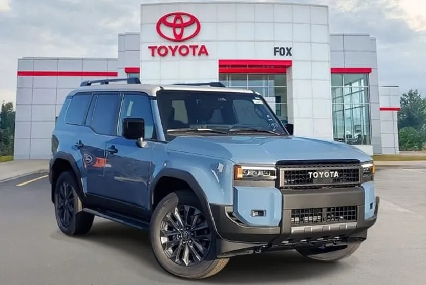2025 Toyota Land Cruiser photo 1