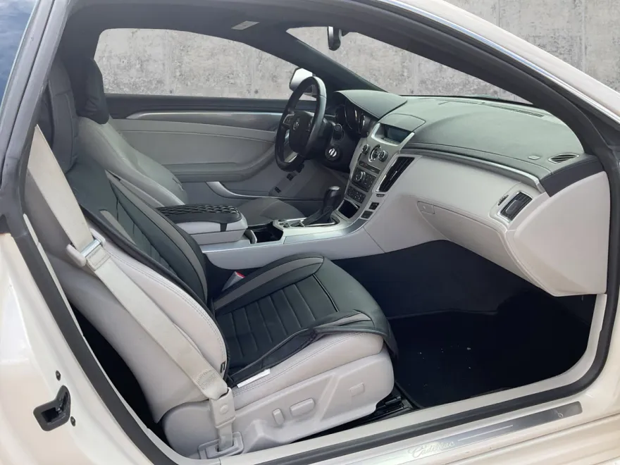 2013 Cadillac CTS Base photo 1