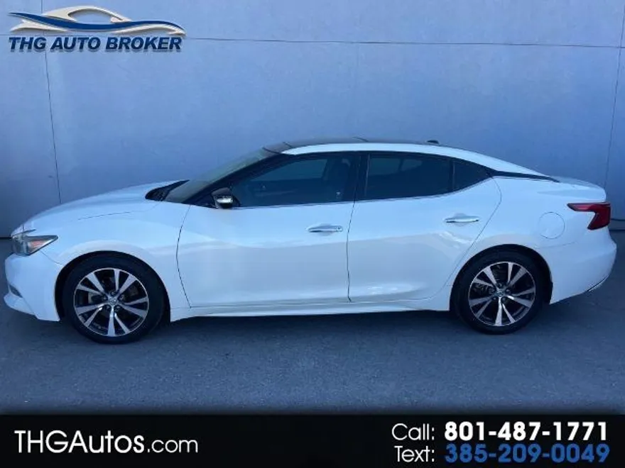 2017 Nissan Maxima SL photo 1
