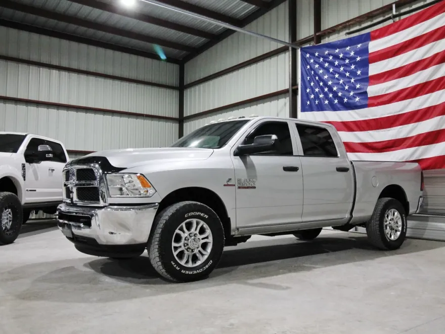 2014 Ram 2500 Tradesman photo 1