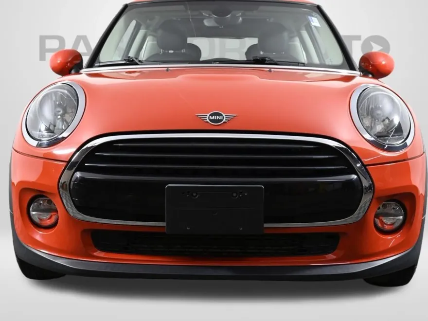 2019 Mini Cooper 2 Door Hardtop photo 2