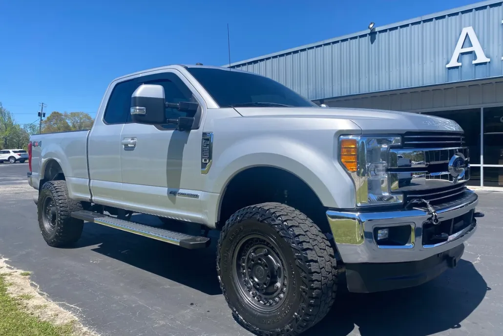 2017 Ford F-250 photo 1