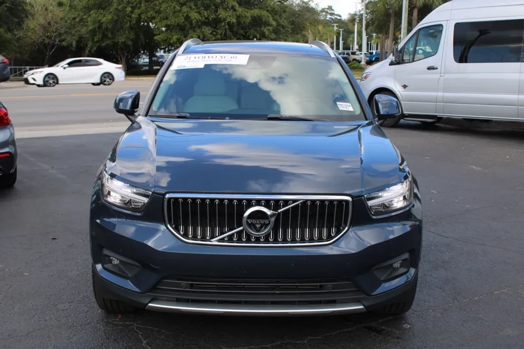 2021 Volvo XC40 T5 AWD Inscription photo 1