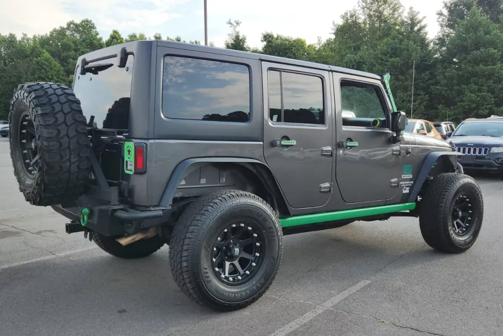 2017 Jeep Wrangler Unlimited Sport photo 1