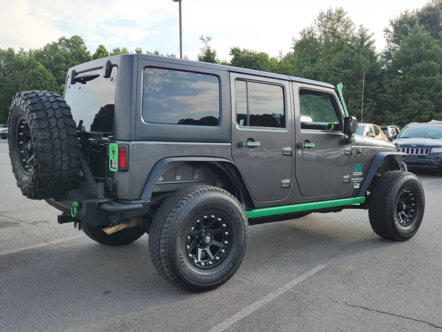 2017 Jeep Wrangler Unlimited Sport photo 1