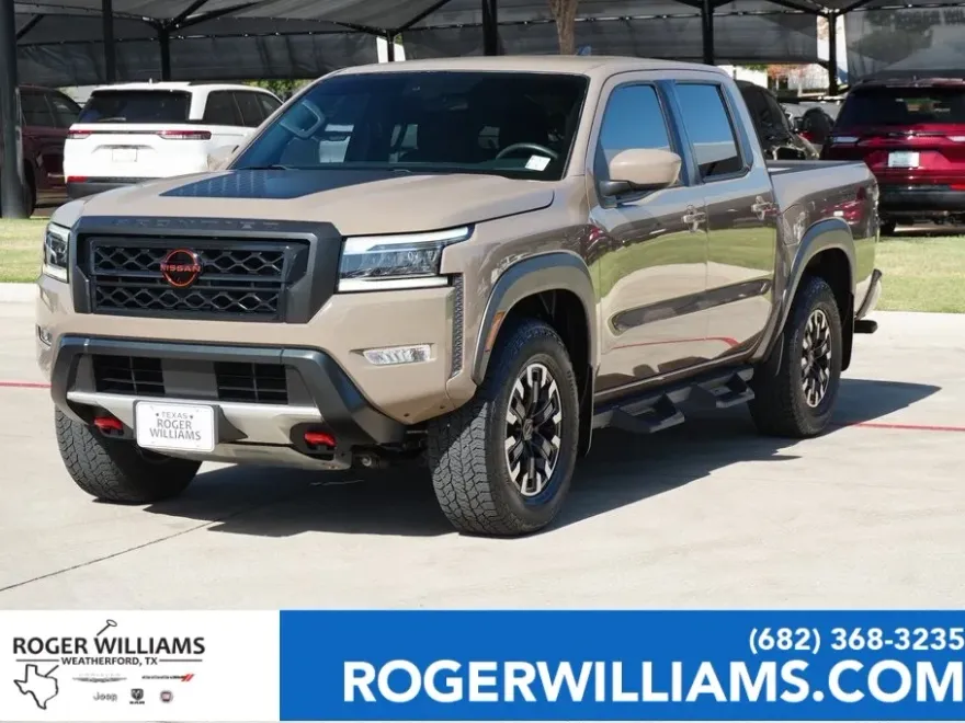 2022 Nissan Frontier PRO-4X photo 1