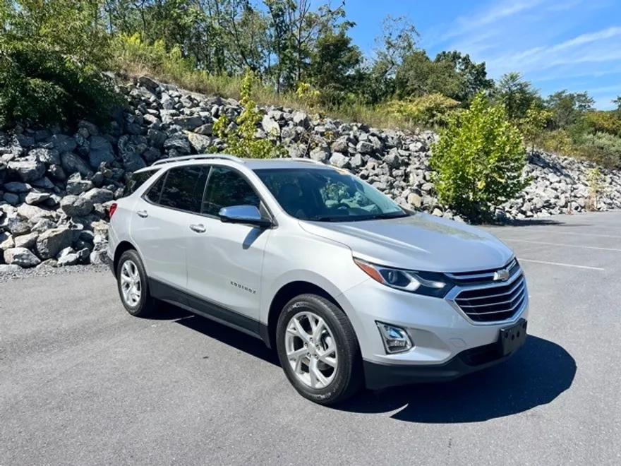 2021 Chevrolet Equinox Premier photo 1