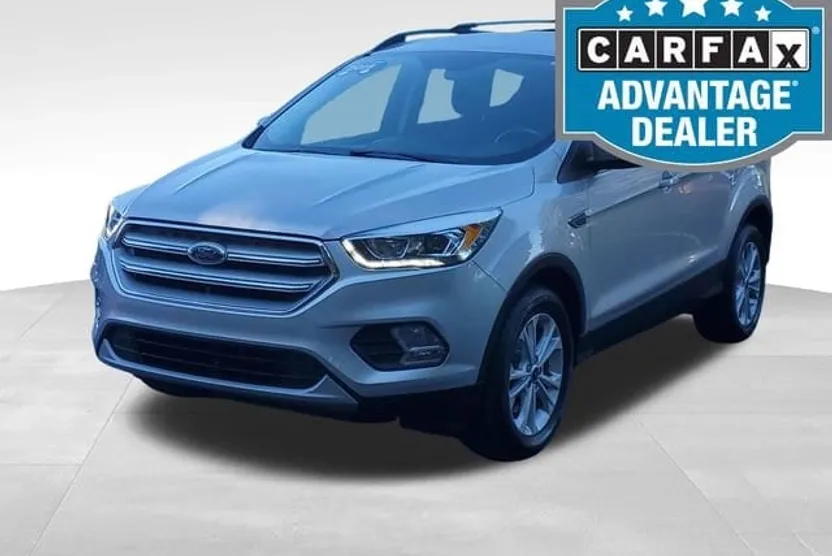 2018 Ford Escape SEL photo 1