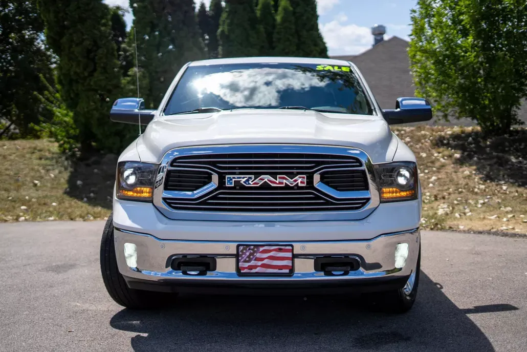 2016 Ram 1500 Longhorn photo 1
