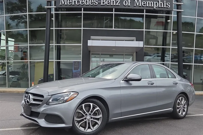 2016 Mercedes Benz C 300 photo 1