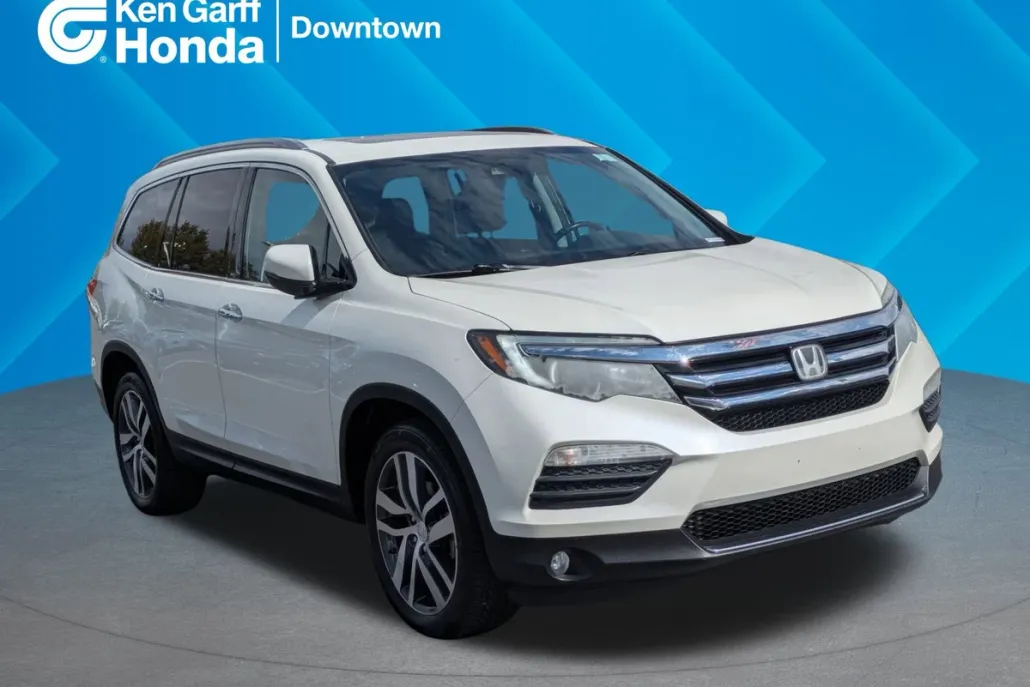 2018 Honda Pilot Elite photo 1