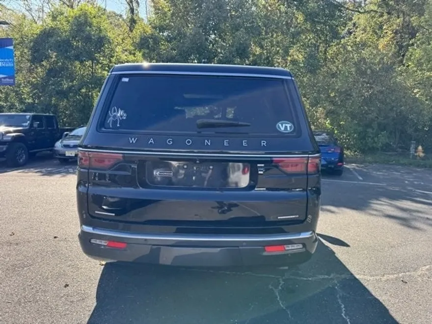 2022 Jeep Wagoneer Series III photo 1