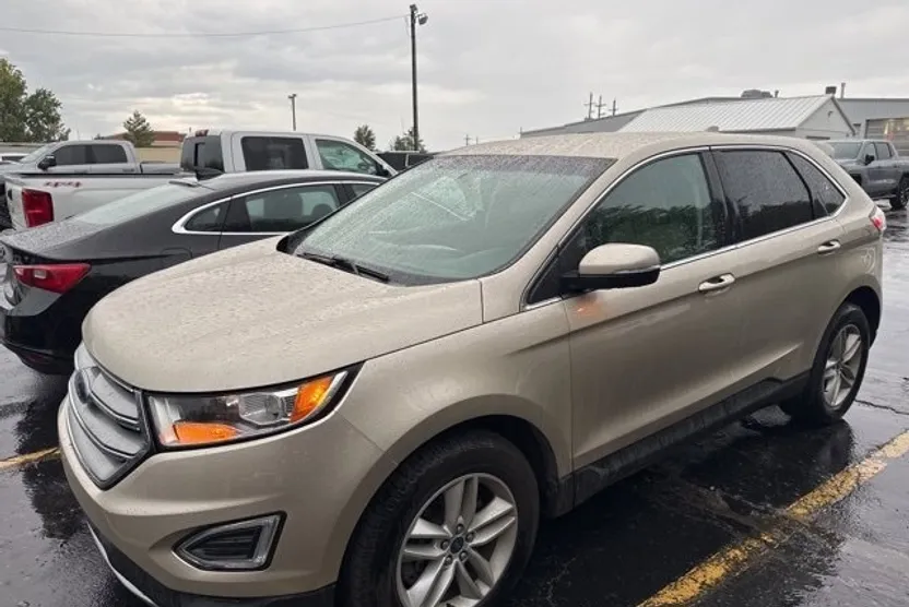 2017 Ford Edge SEL photo 1