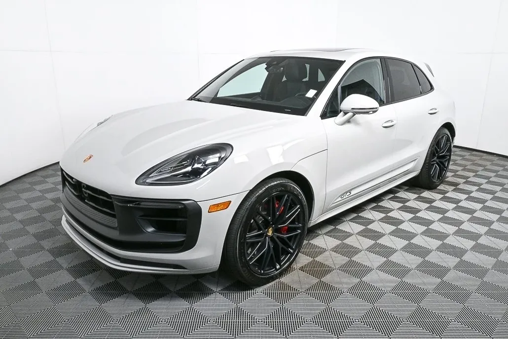 2023 Porsche Macan GTS photo 1