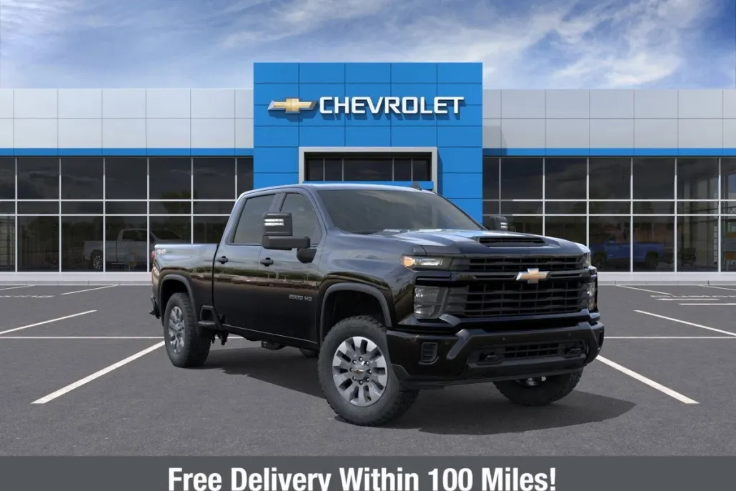2025 Chevrolet Silverado 2500HD Custom photo 1