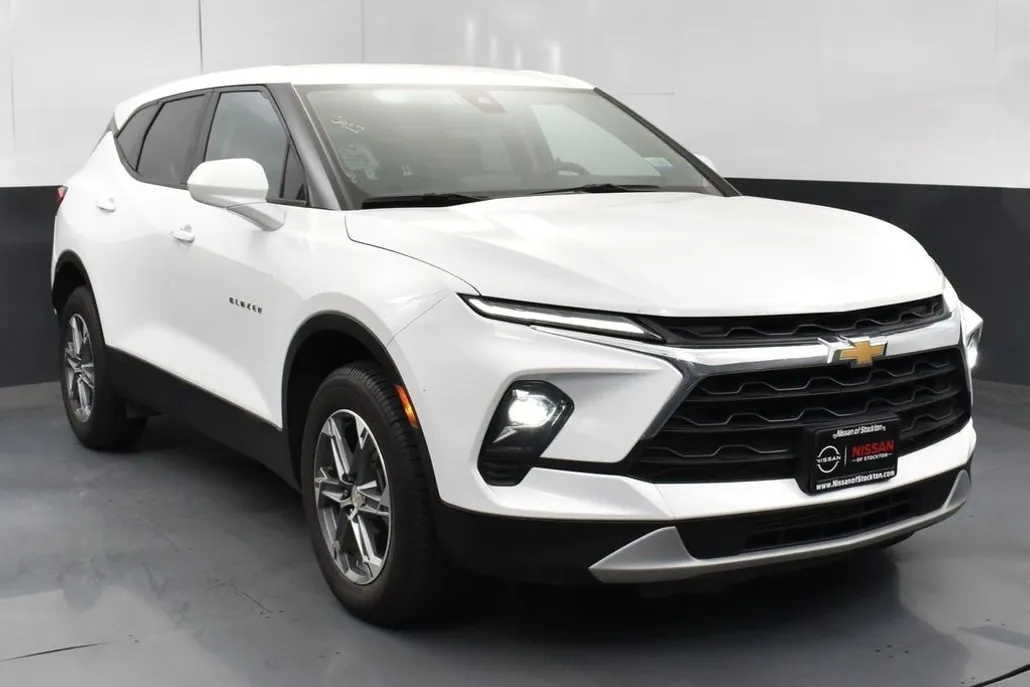 2023 Chevrolet Blazer 2LT photo 1
