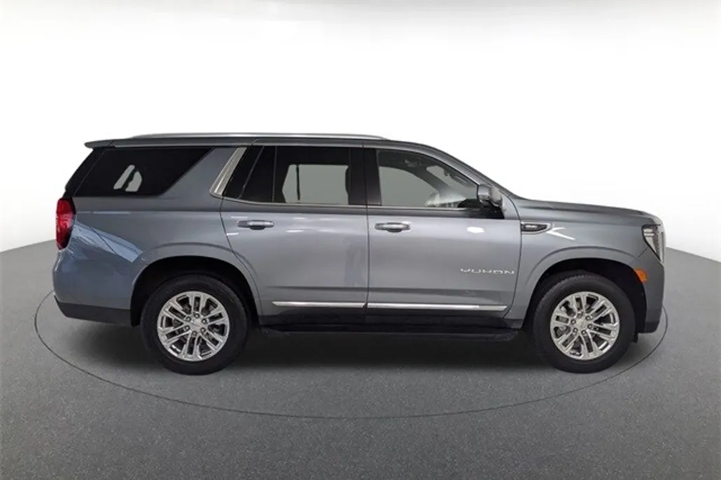 2022 Gmc Yukon SLT photo 1