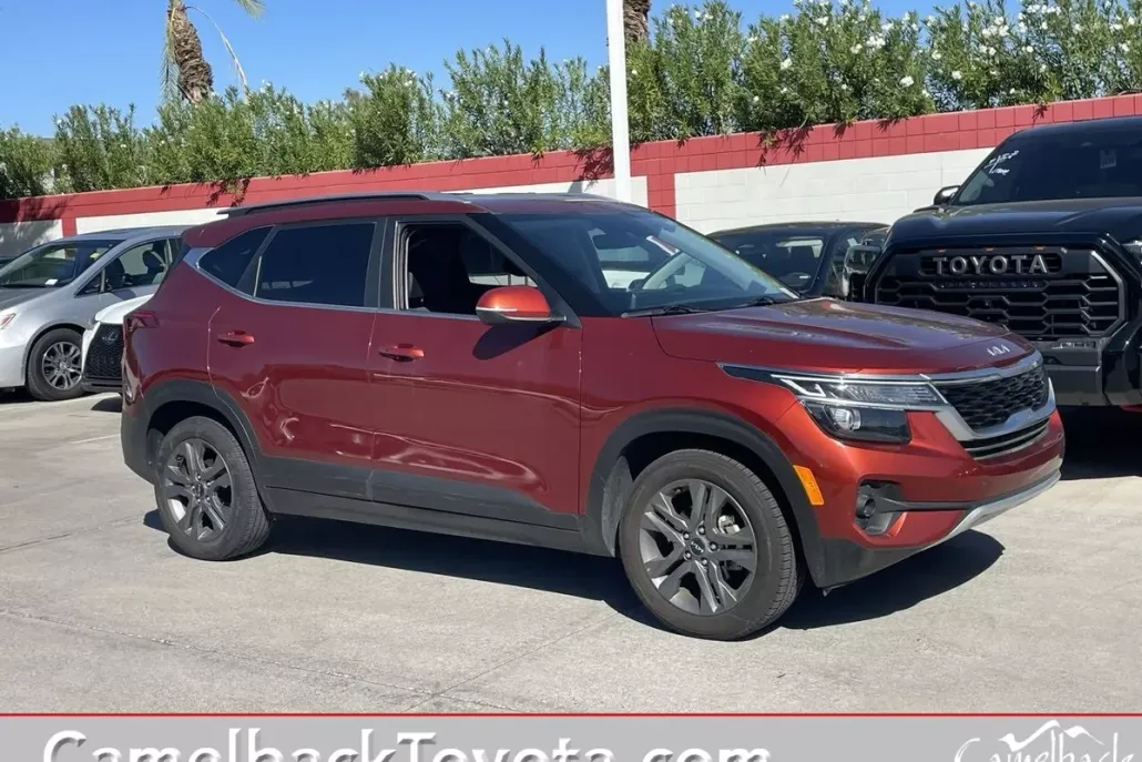 2023 Kia Seltos S photo 1