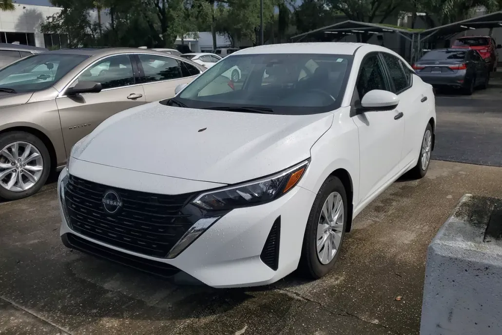 2024 Nissan Sentra S photo 1