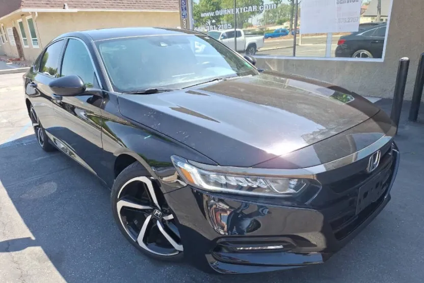 2020 Honda Accord Sport photo 1