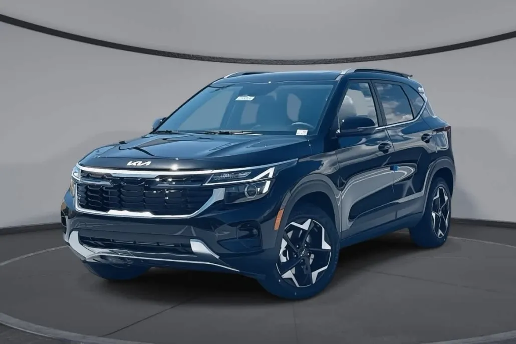 2025 Kia Seltos EX photo 1