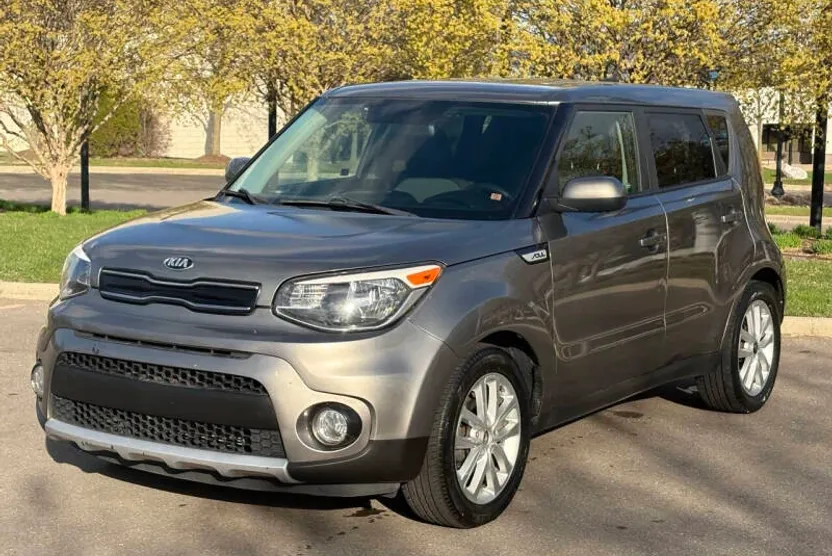 2018 Kia Soul Plus photo 1