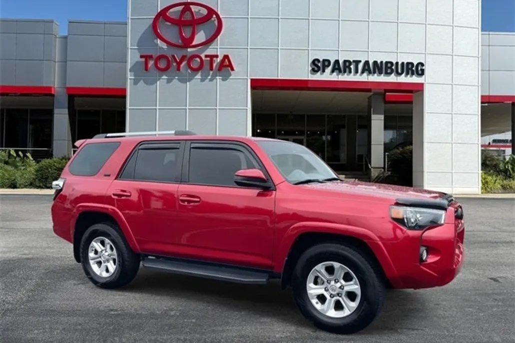 2020 Toyota 4Runner SR5 photo 1