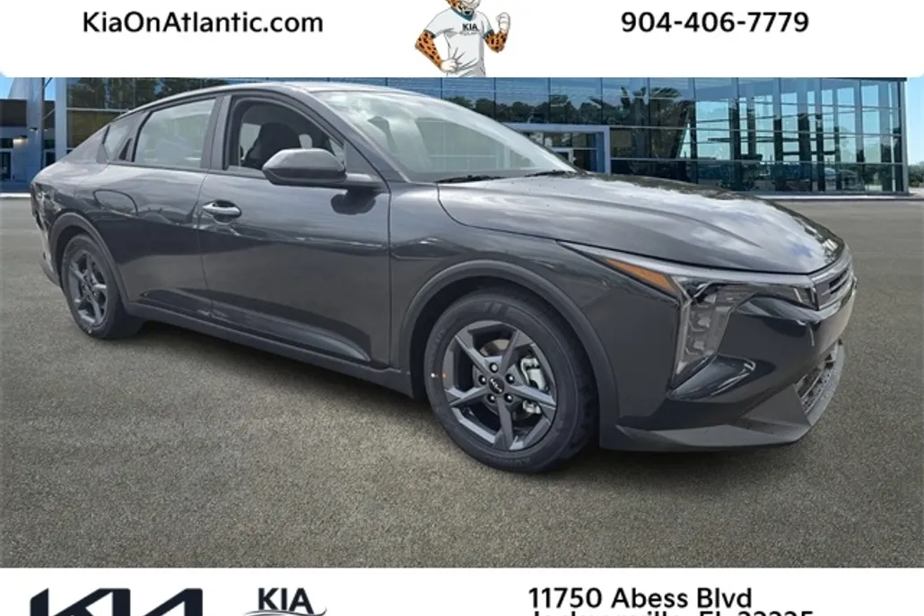2025 Kia K4 LXS photo 1