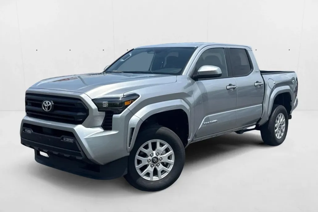 2024 Toyota Tacoma SR5 photo 1