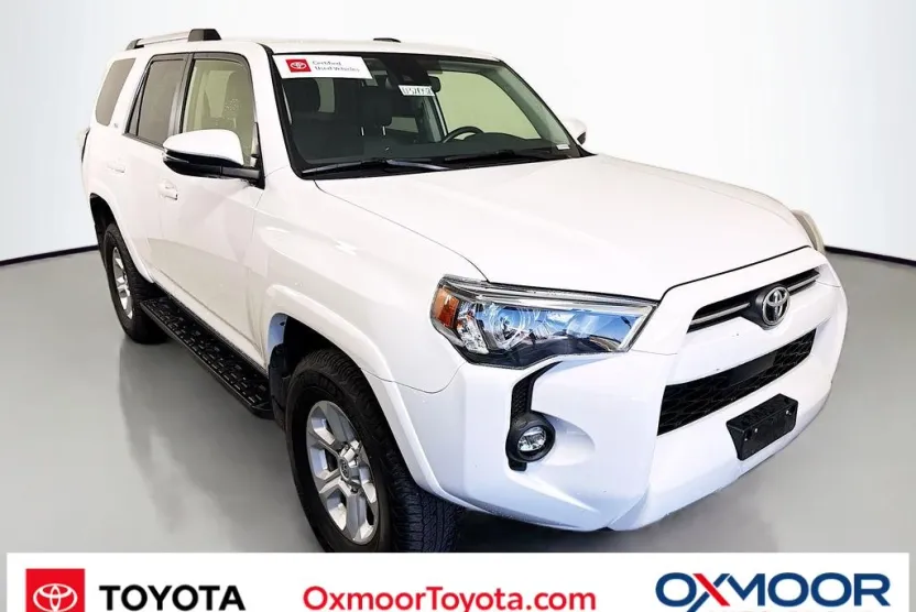 2024 Toyota 4Runner SR5 Premium photo 1