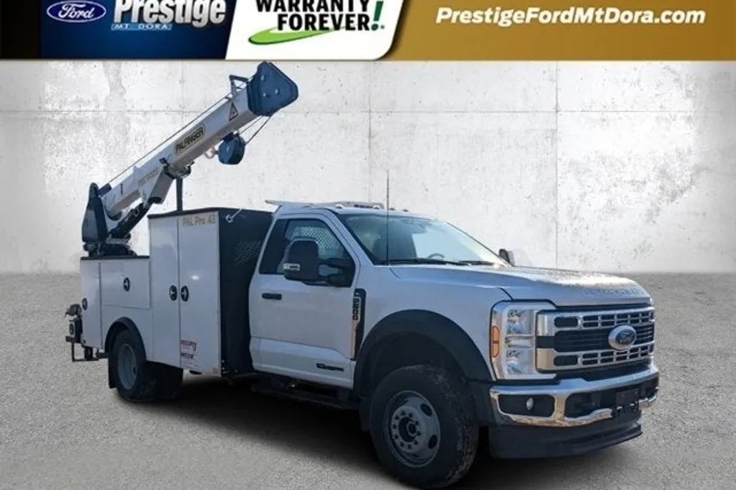 2024 Ford F-600 photo 1