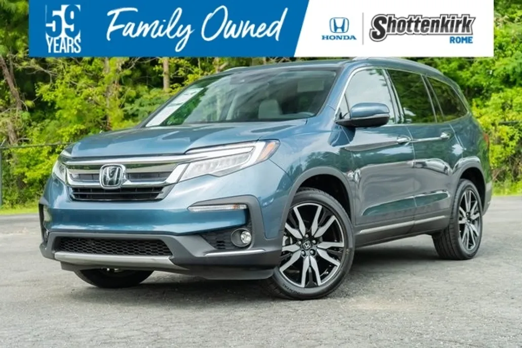 2022 Honda Pilot Touring photo 1