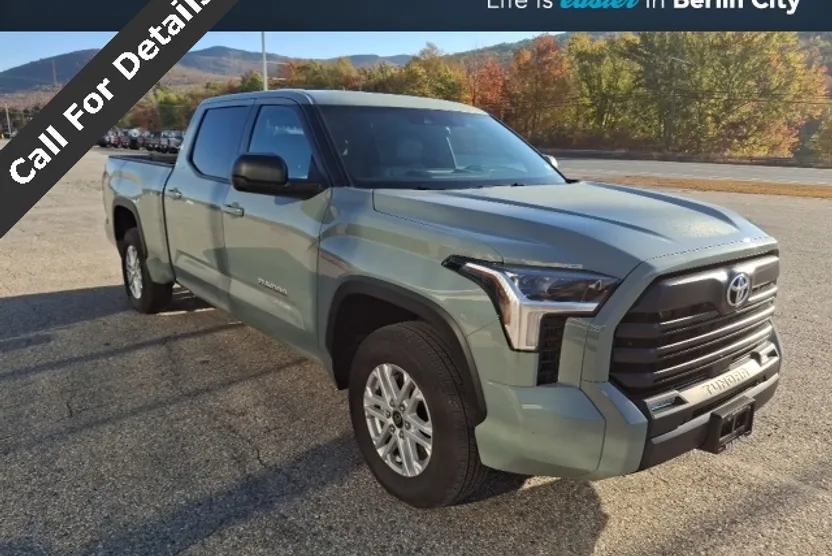 2025 Toyota Tundra SR5 photo 1