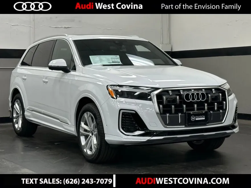 2025 Audi Q7 55 Premium Plus photo 1