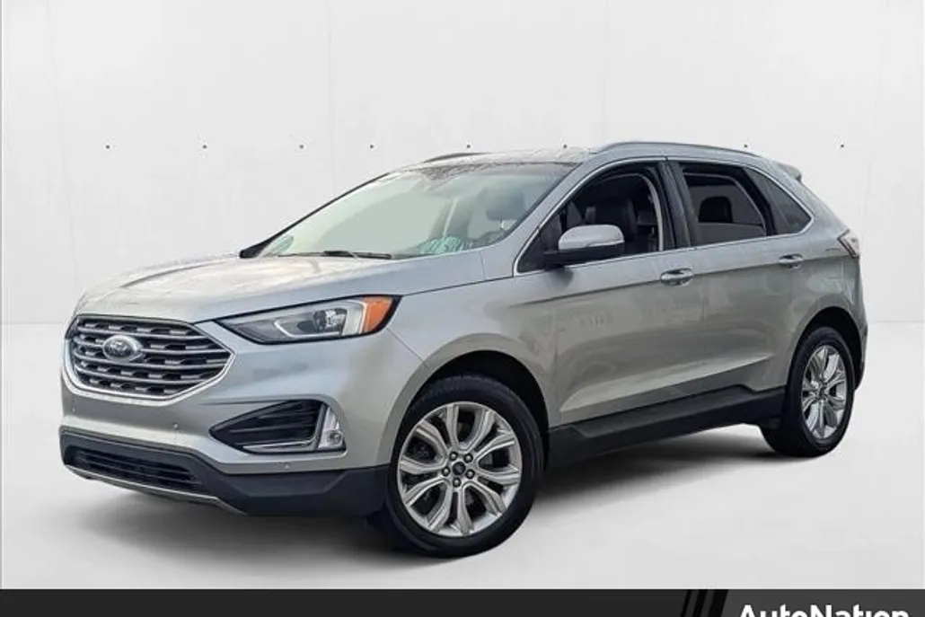 2020 Ford Edge Titanium photo 1