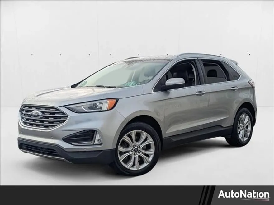 2020 Ford Edge Titanium photo 1
