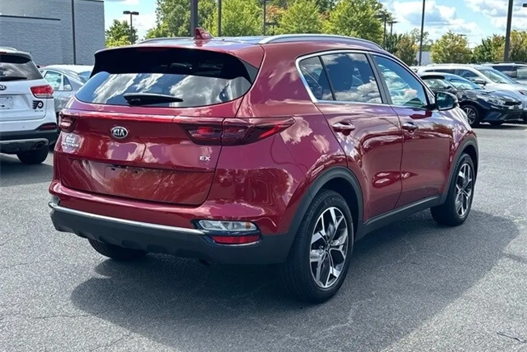 2020 Kia Sportage EX photo 1