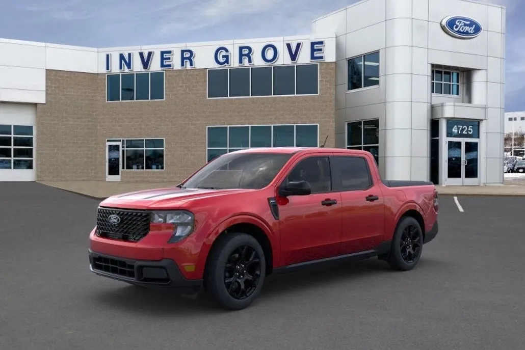 2025 Ford Maverick XLT photo 1