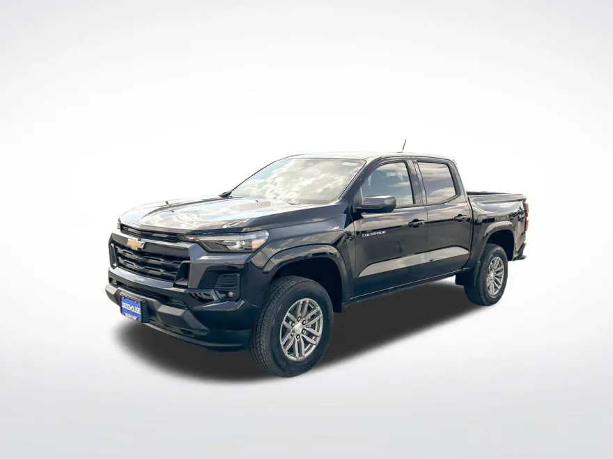 2025 Chevrolet Colorado Work Truck LT photo 1