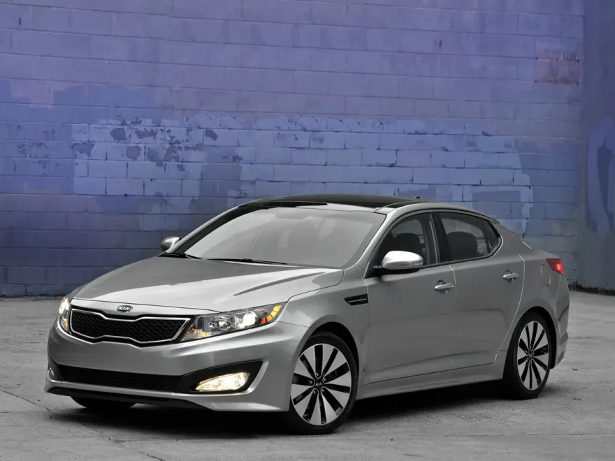 2011 Kia Optima EX photo 1