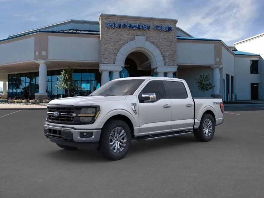 2025 Ford F-150 XLT photo 1