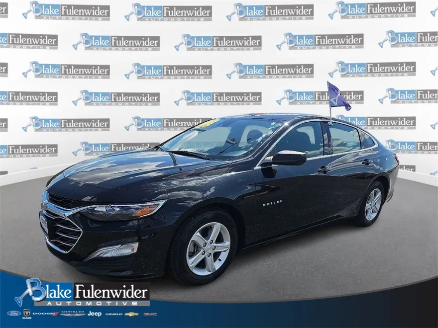 2023 Chevrolet Malibu LS photo 1