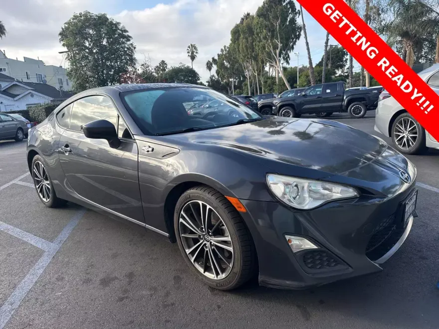 2016 Scion FR-S Base photo 1