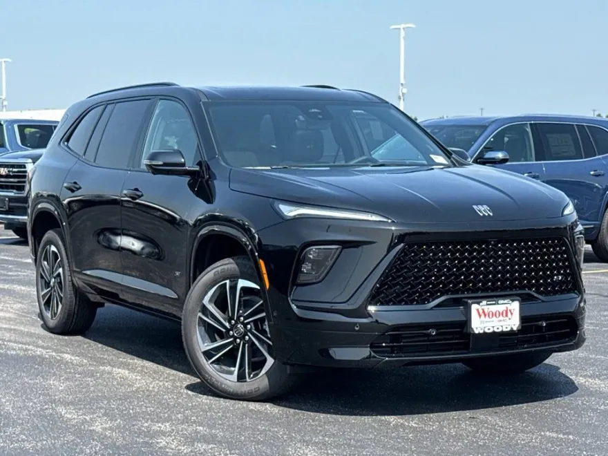 2026 Buick Enclave Sport Touring photo 1