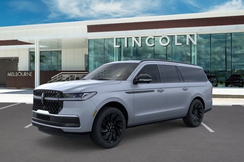 2025 Lincoln Navigator L Reserve photo 1